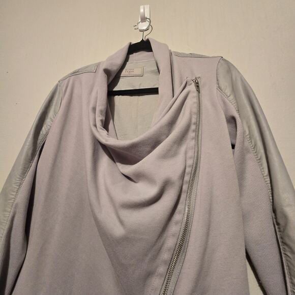 Blank NYC Moto Jacket Womens SM Taupe Zip Front Faux Vegan Leather Asymmetrical - Picture 3 of 9